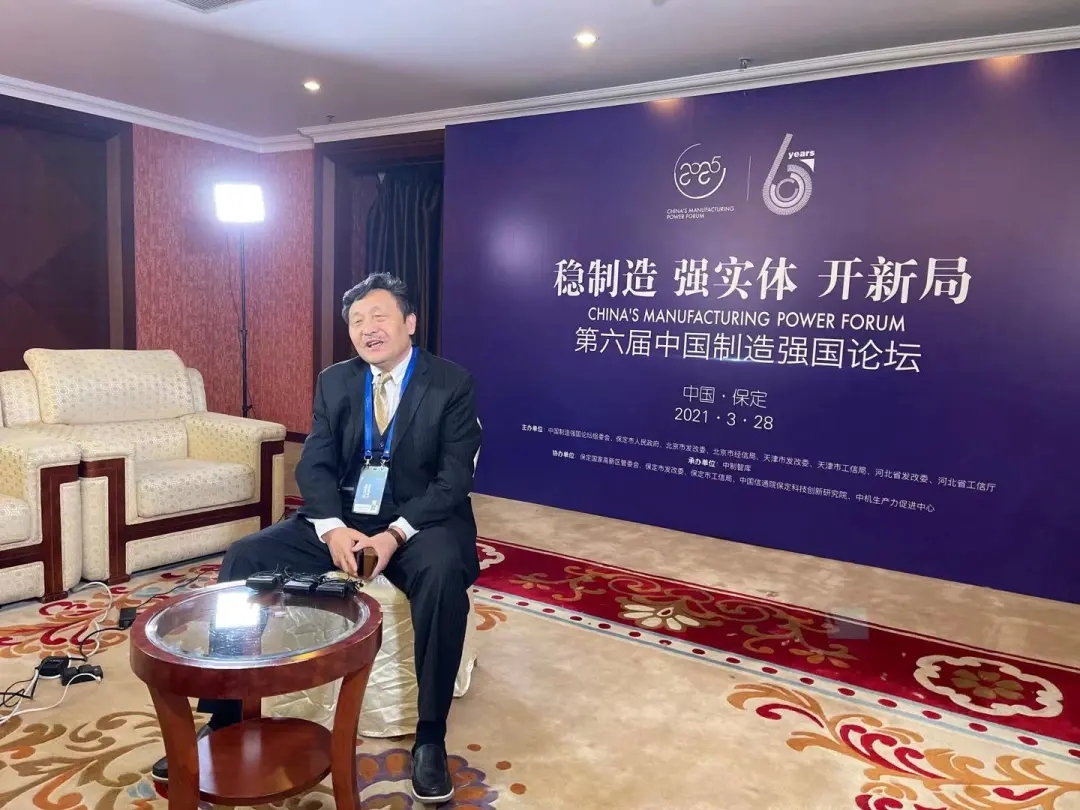 1621907305120321.jpg 640.webp (9).jpg